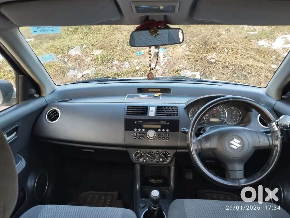 Maruti Suzuki Dzire 2010 Petrol 75215 Km Driven