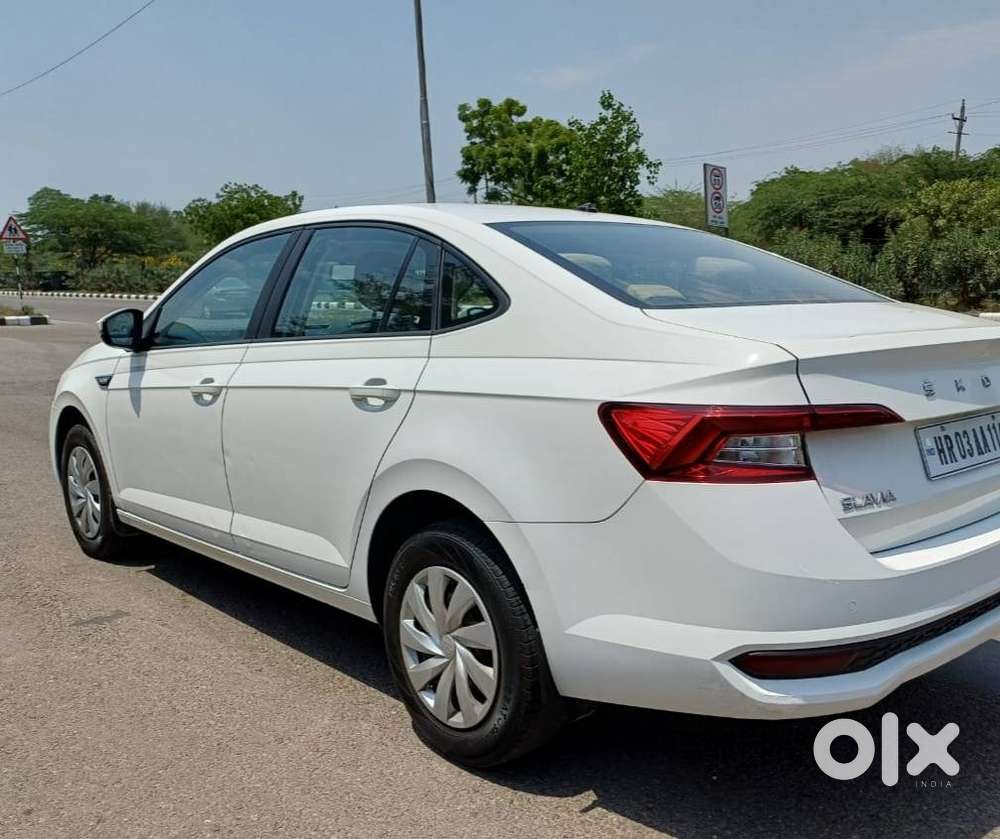 Skoda Slavia 1.0 Active Tsi, 2022, Petrol