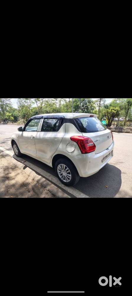 Maruti Suzuki Swift 1.3 Lxi, 2022, Petrol