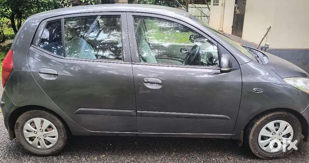 Hyundai I10 2012 Petrol 90000 Km Driven