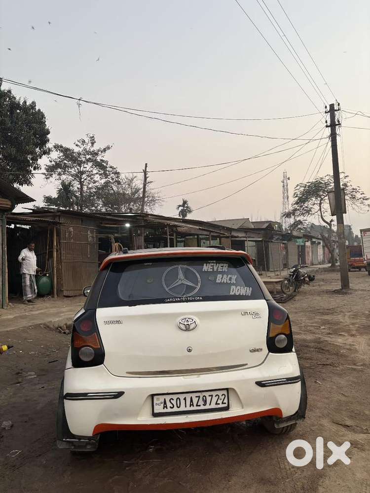 Toyota Etios Liva 2013 Diesel Well Maintained