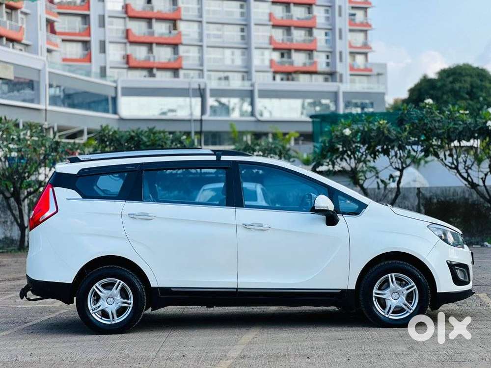 Mahindra Marazzo M6 8str, 2019, Diesel