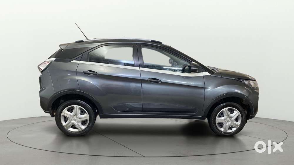 Tata Nexon 1.2 Revotron Xm (s), 2021, Petrol