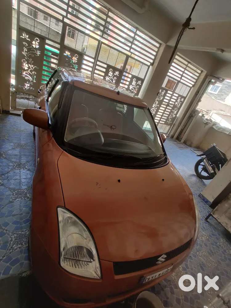 Maruti Suzuki Swift 2006 Petrol 70000 Km Driven,1st Owner