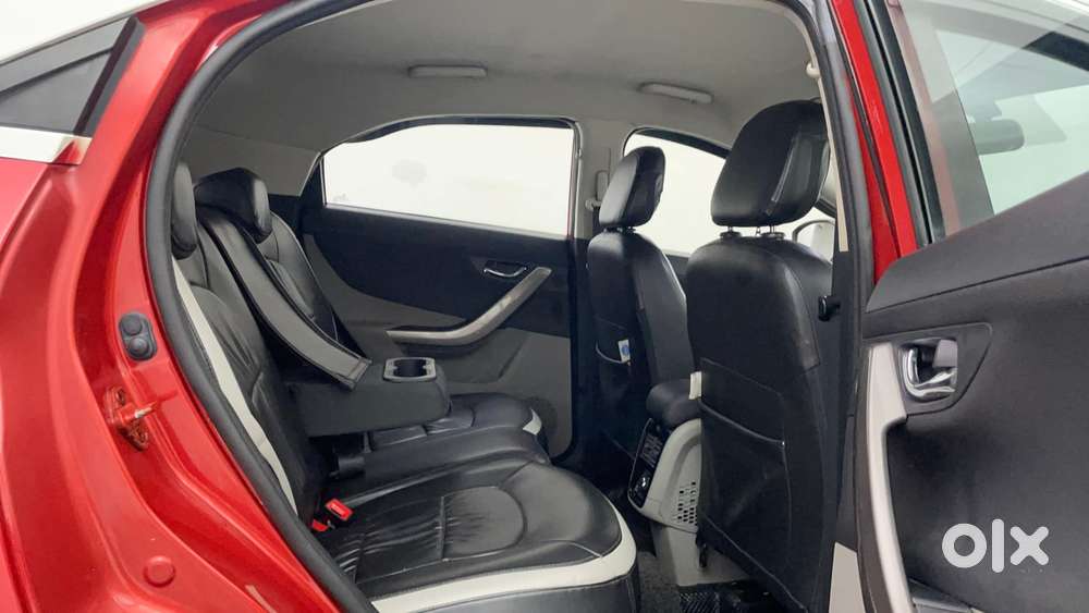 Tata Nexon 1.2 Revotron Xza Plus (o) Dual Tone, 2018, Diesel