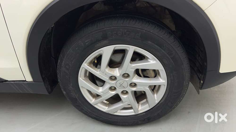 Mahindra Xuv300 W8 Diesel, 2023, Diesel