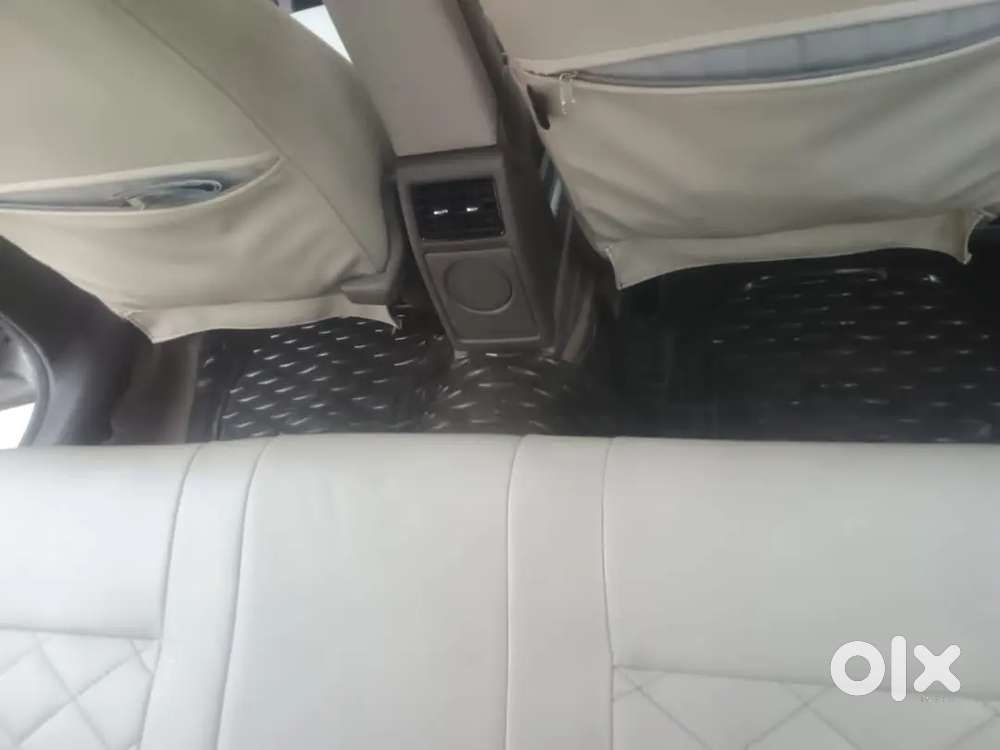 Skoda Rapid 2012 Diesel Good Condition 22kmpl Bangalore Registration