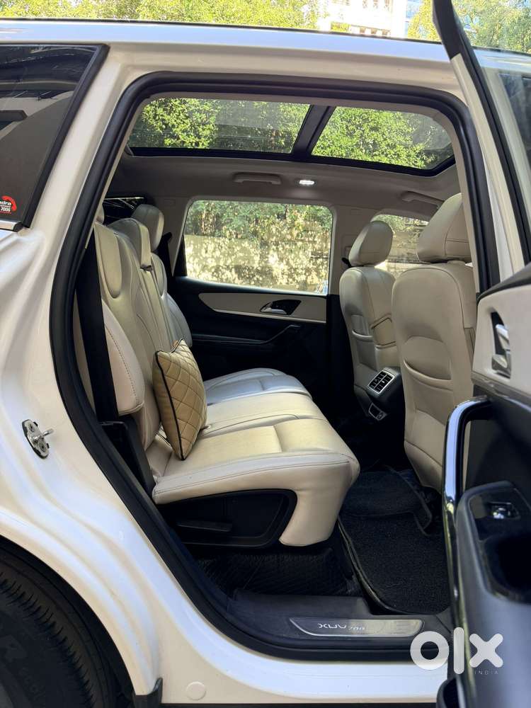 Mahindra Xuv700 2.2 Ax 7 Diesel At Str, 2022, Diesel