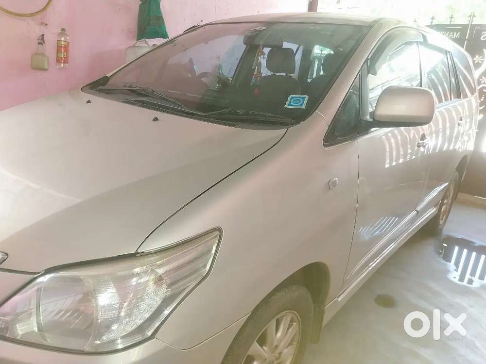 Toyota Innova 2.5 2015