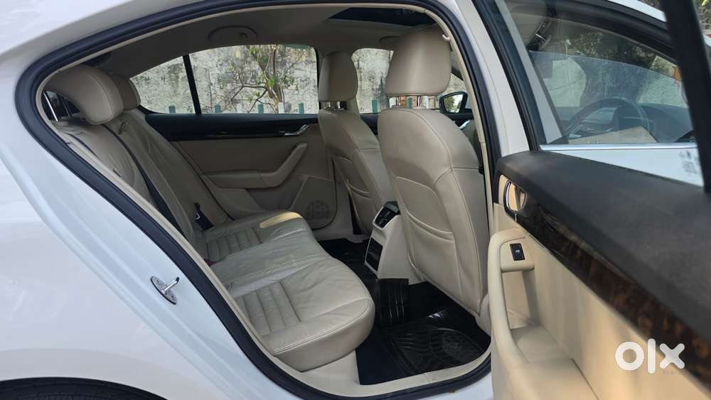 Skoda Octavia 1.8 Tsi At Style Plus, 2016, Petrol