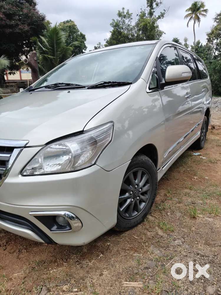 2014 Innova 2.5v Good Maintenance