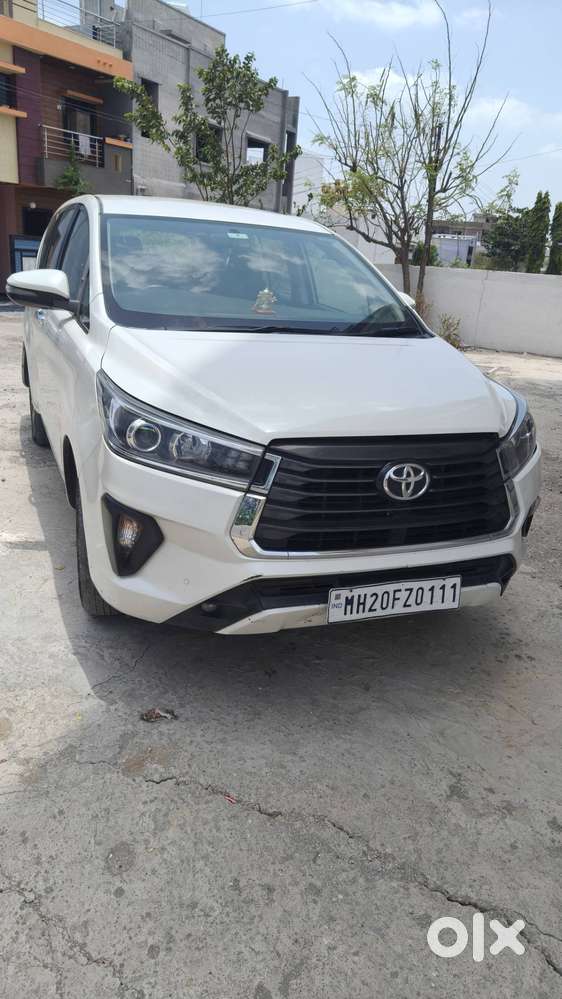 Innova Cresta V Modle 8 सीटर. Mh-20-fz-0111