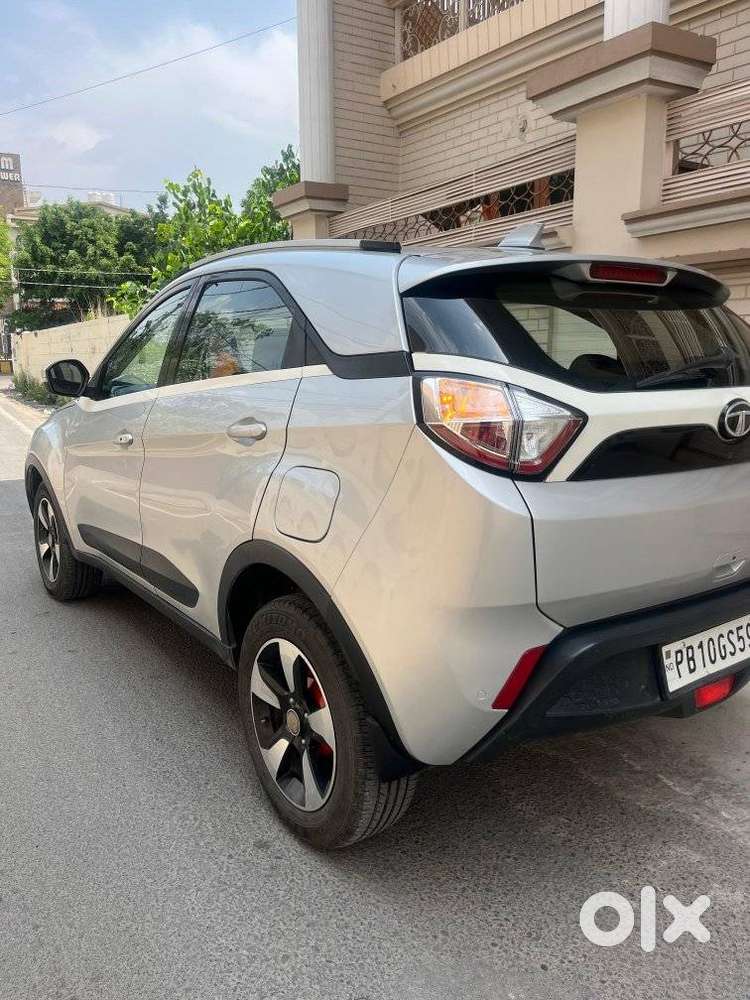 Tata Nexon 1.5 Revotorq Xt, 2017, Diesel