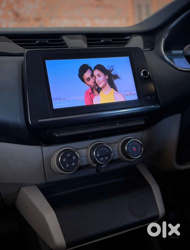 Renault Triber Petrol 2019 ( 7 Seater )