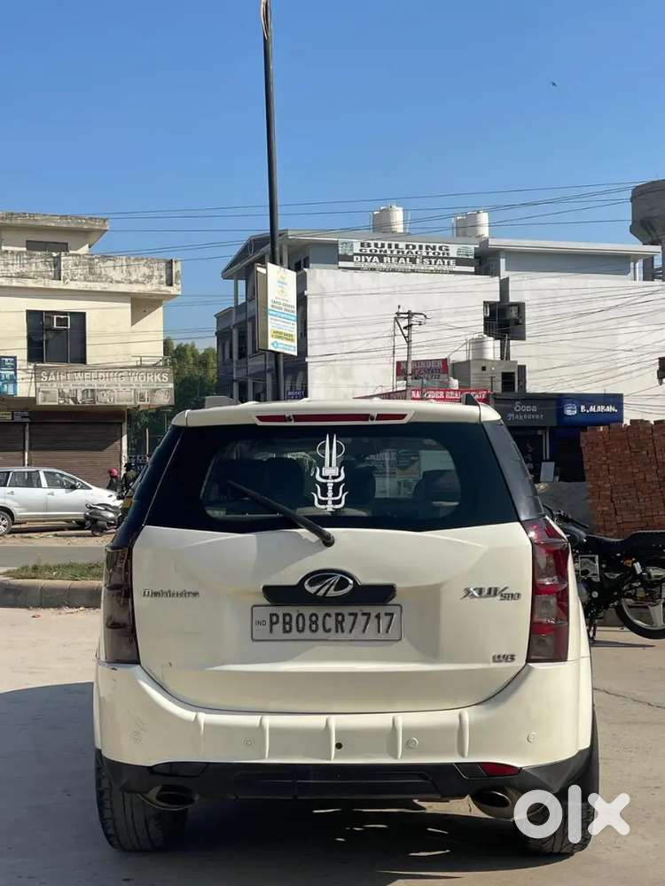 Mahindra Xuv500 2014 Diesel 103500 Km Driven