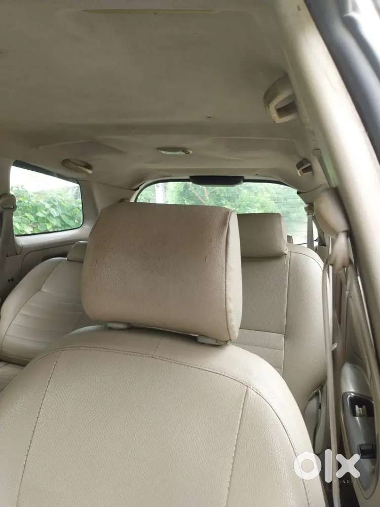 Toyota Innova Diesel 7 Seater 2012