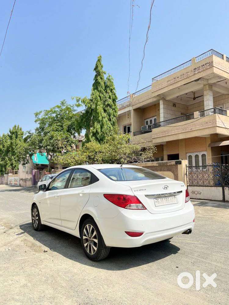 Hyundai Verna 1.6 Sx Crdi (o), 2014