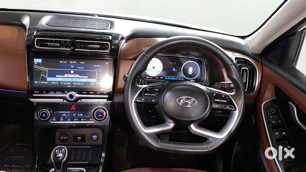 Hyundai Alcazar Platinum, 2022, Petrol