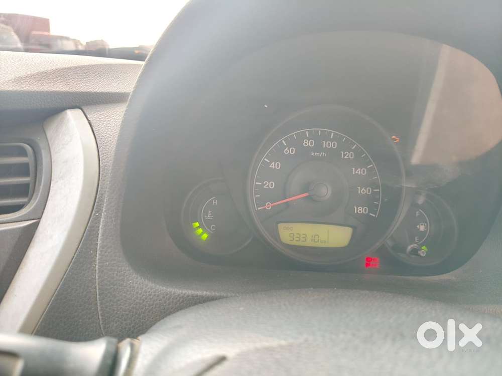 Hyundai Eon 2017 Petrol, Continue Finance, New Tyres And Battery