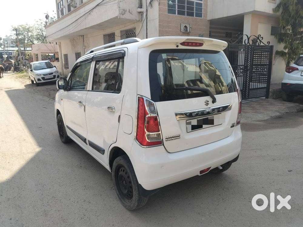 Maruti Suzuki Wagon R Vxi Amt1.2, 2016, Petrol