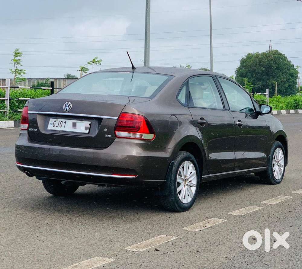 Volkswagen Vento 1.2 Tsi Highline Plus At, 2017, Petrol