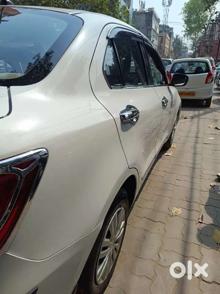 Maruti Suzuki Dzire 1.2 Vxi, 2023, Petrol
