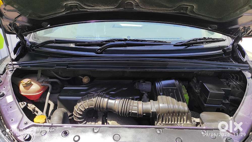 Mahindra Marazzo M8, 2019, Diesel