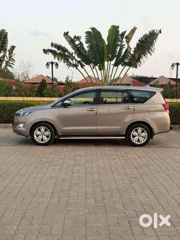 Toyota Innova Crysta 2.8z Automatic, 2018, Diesel