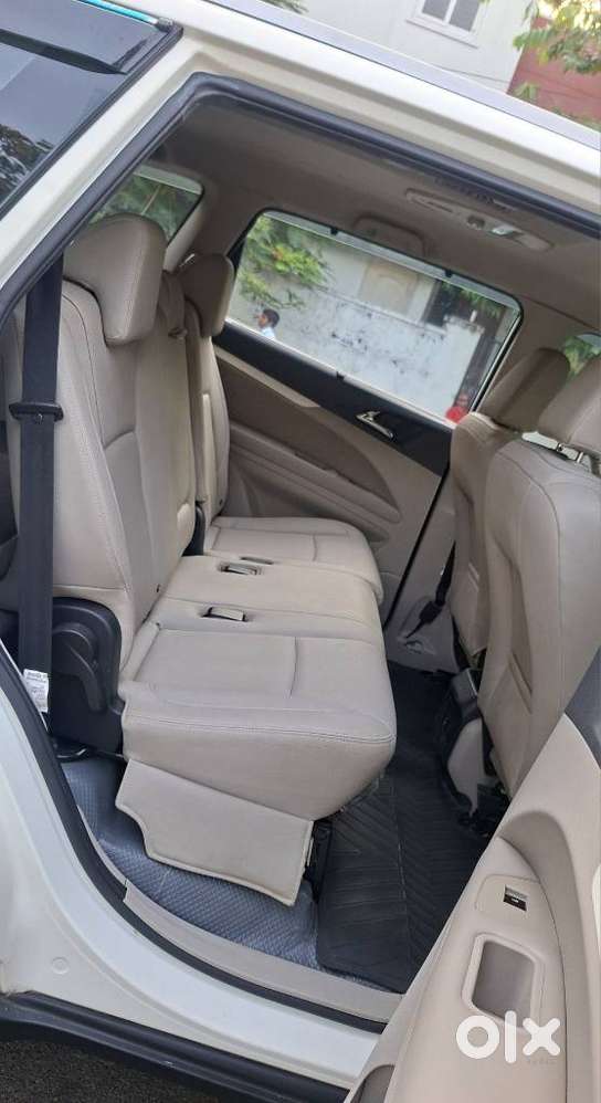 Mahindra Marazzo M8 8str, 2020, Diesel