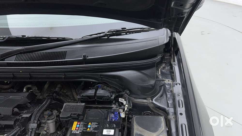Hyundai Verna 1.5 Sx Petrol Mt, 2024, Petrol