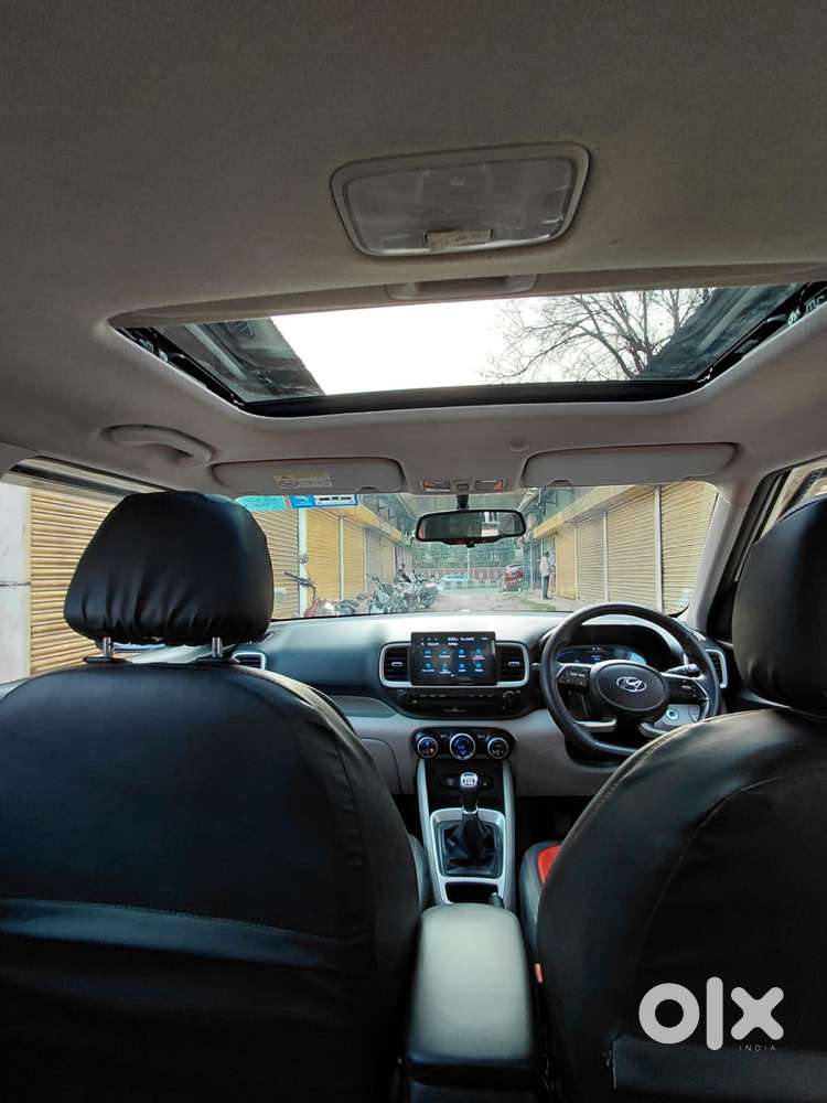 Hyundai Venue Sx 1.2 Mt Knight Edition, 2023, Petrol