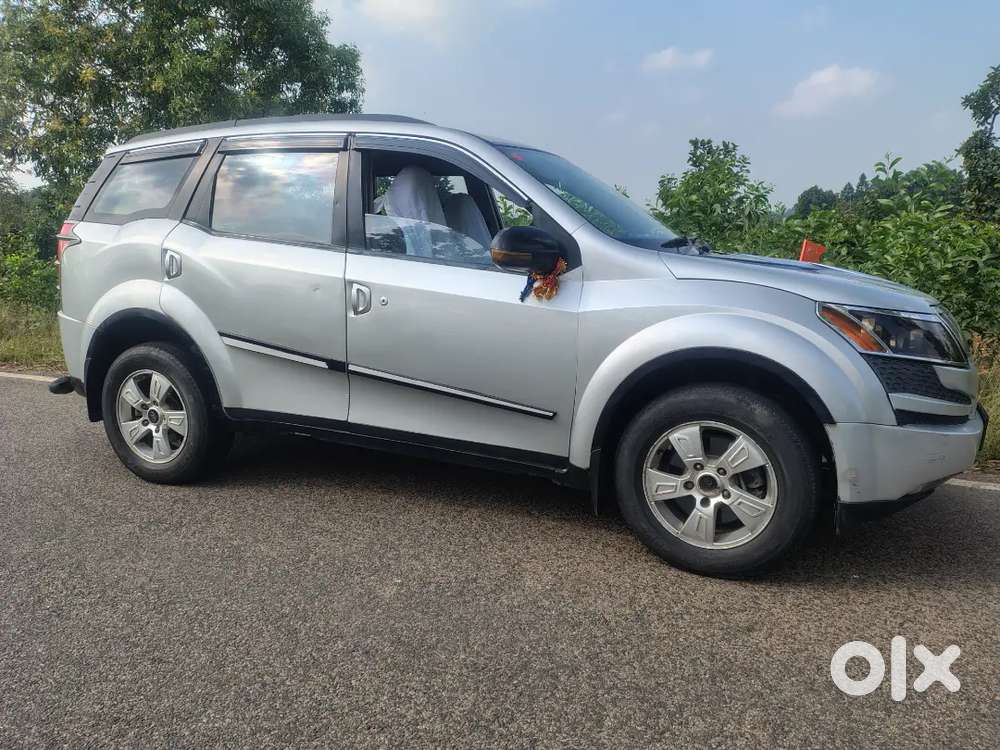 Mahindra Xuv500 2015 Diesel Second Owner