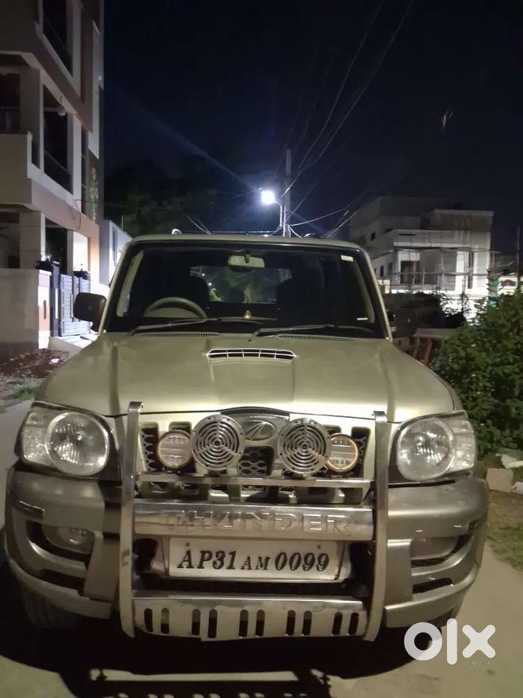 Mahindra Scorpio Classic 2006