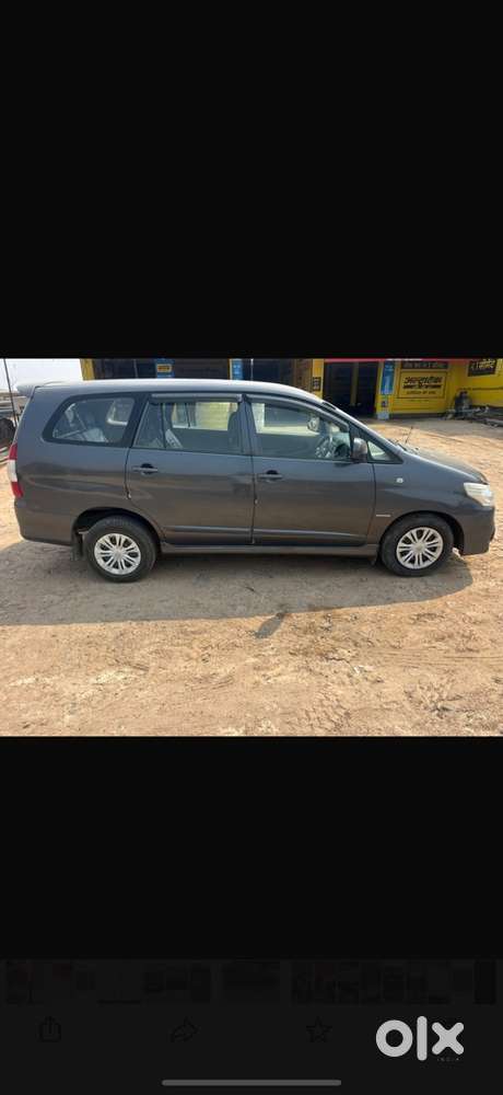 Toyota Innova 2.5 Gx, 2016 Model