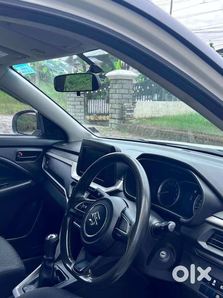 Maruti Suzuki Brezza 1.5 Vxi Smart Hybrid, 2023, Petrol
