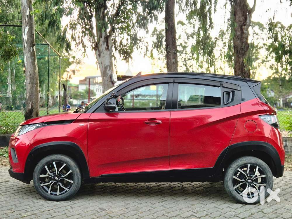 Mahindra Kuv 100 D75 K8 Dual Tone, 2018, Petrol