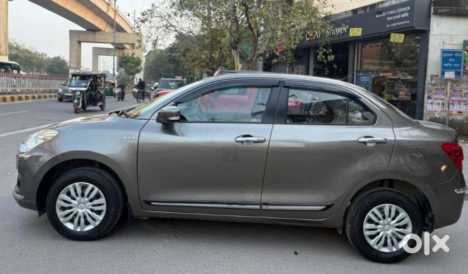 Maruti Suzuki Dzire 1.2 Vxi Amt, 2018