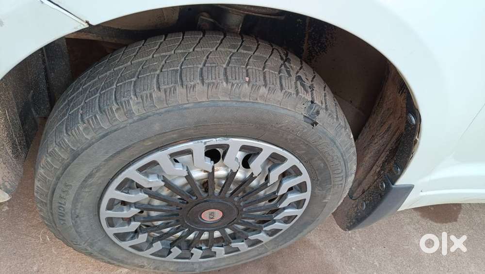 Maruti Suzuki Swift Dzire 2011 Petrol Well Maintained