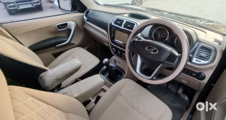 Mahindra Tuv 300 T10, 2019, Diesel
