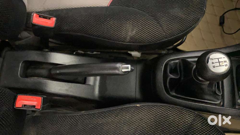 Maruti Suzuki Swift 2011-2014 Vxi, 2012, Petrol