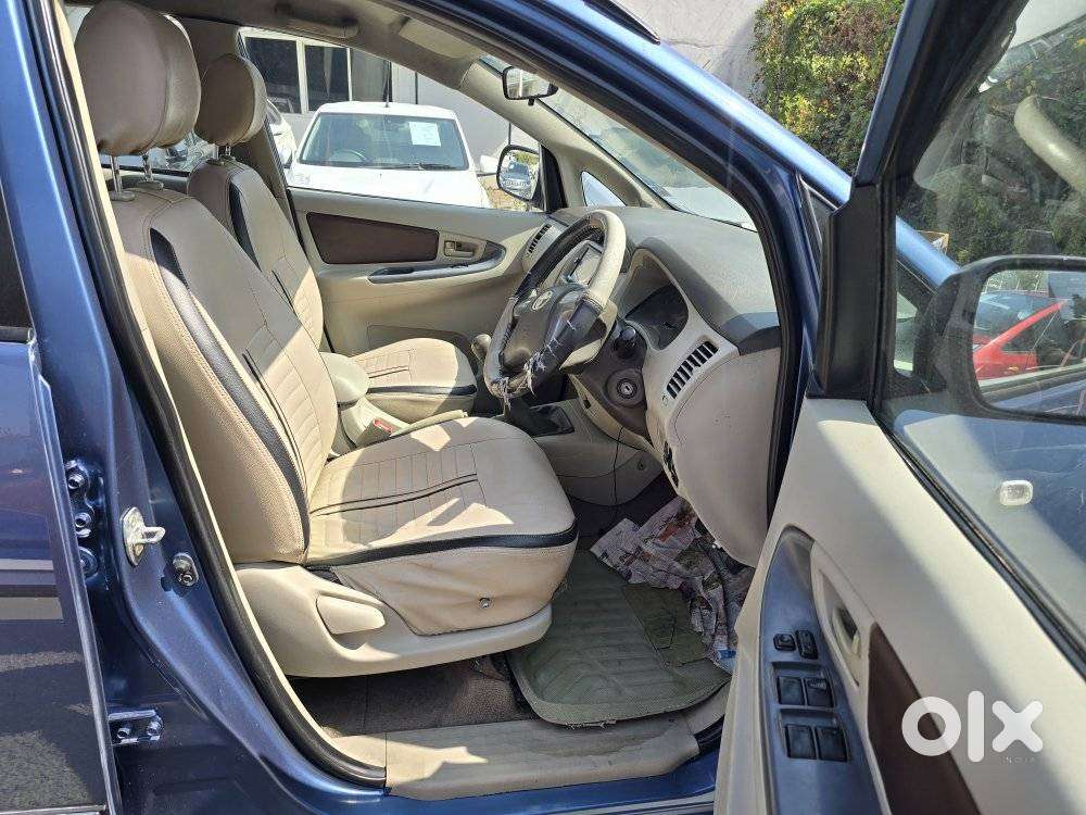 Toyota Innova 2.5 G (diesel) 7 Seater, 2013, Diesel