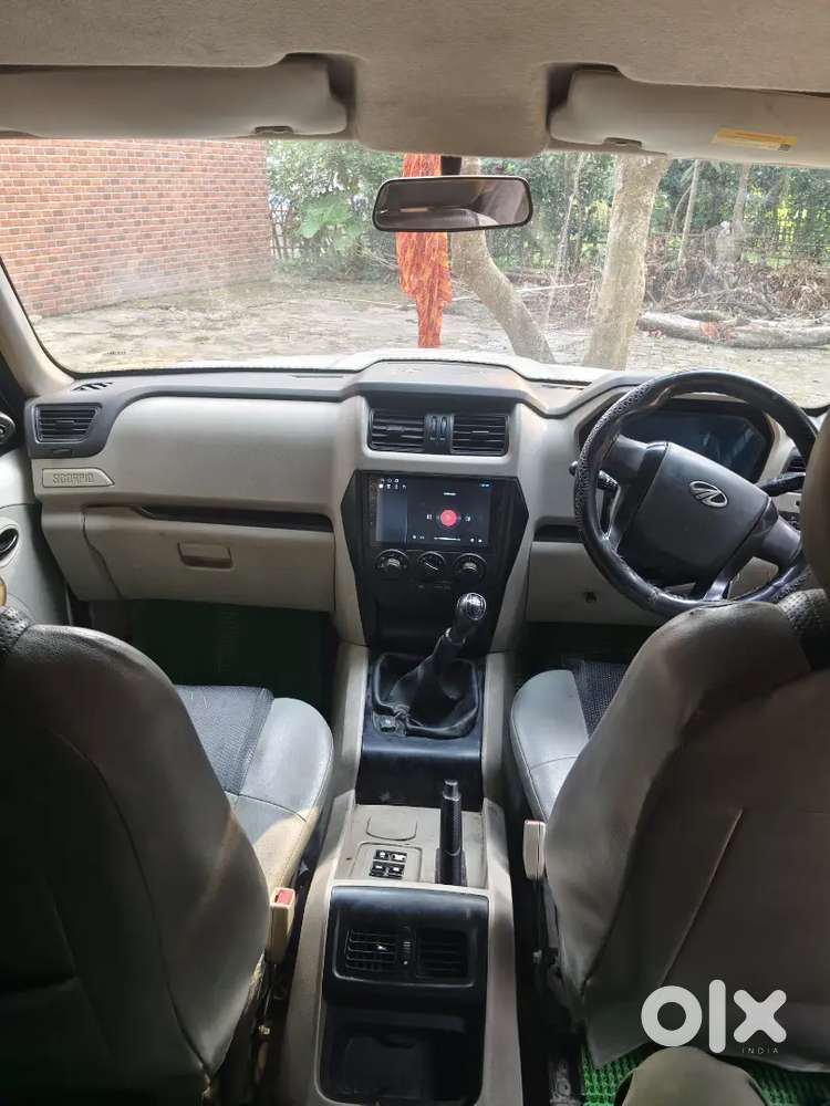 Mahindra Scorpio S2