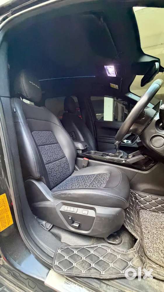 Tata Safari Accomplished