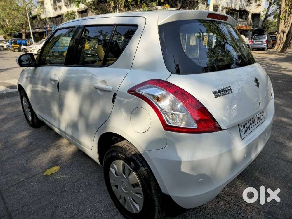 Maruti Suzuki Swift Vxi + Manual, 2012, Petrol