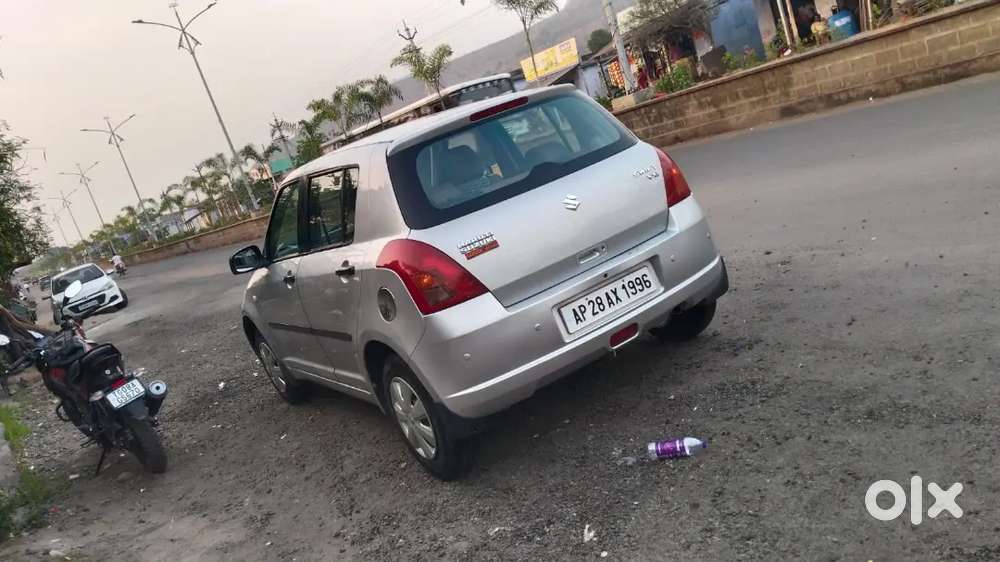 Swift Maruti Suzuki 2007 Petrol Second