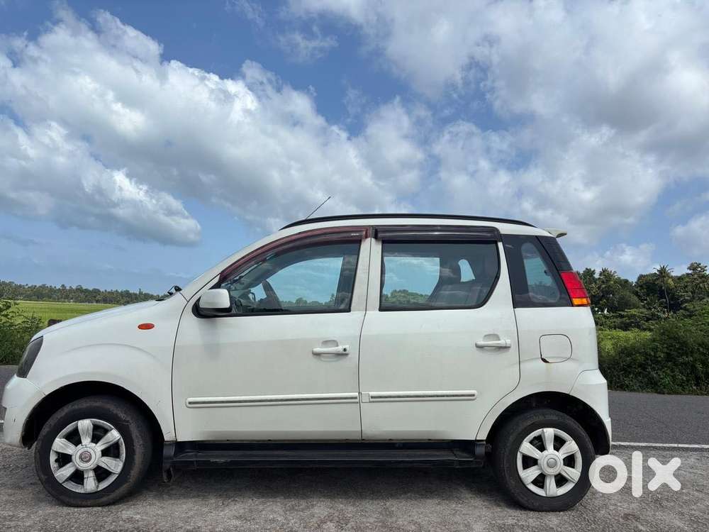 Mahindra Quanto C2, 2013, Diesel