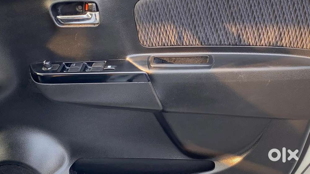 Maruti Suzuki Wagon R Stingray Vxi, 2014, Petrol