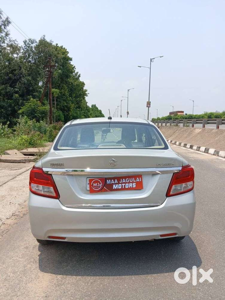 Maruti Suzuki Dzire 1.2 Vxi, 2019, Petrol