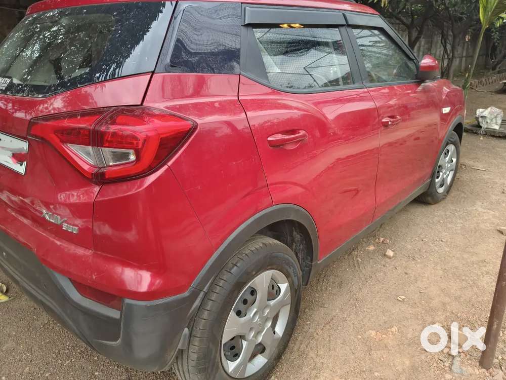 Mahindra Xuv300 (2023)