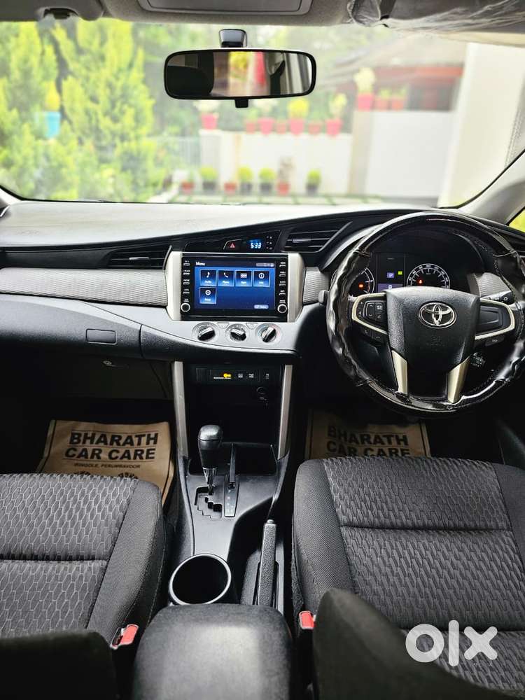 Toyota Innova Crysta